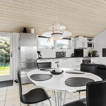 Дом отдыха Lk281-lokken-lonesvej-5 *